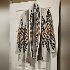 WOVEN HEART CARDIGAN